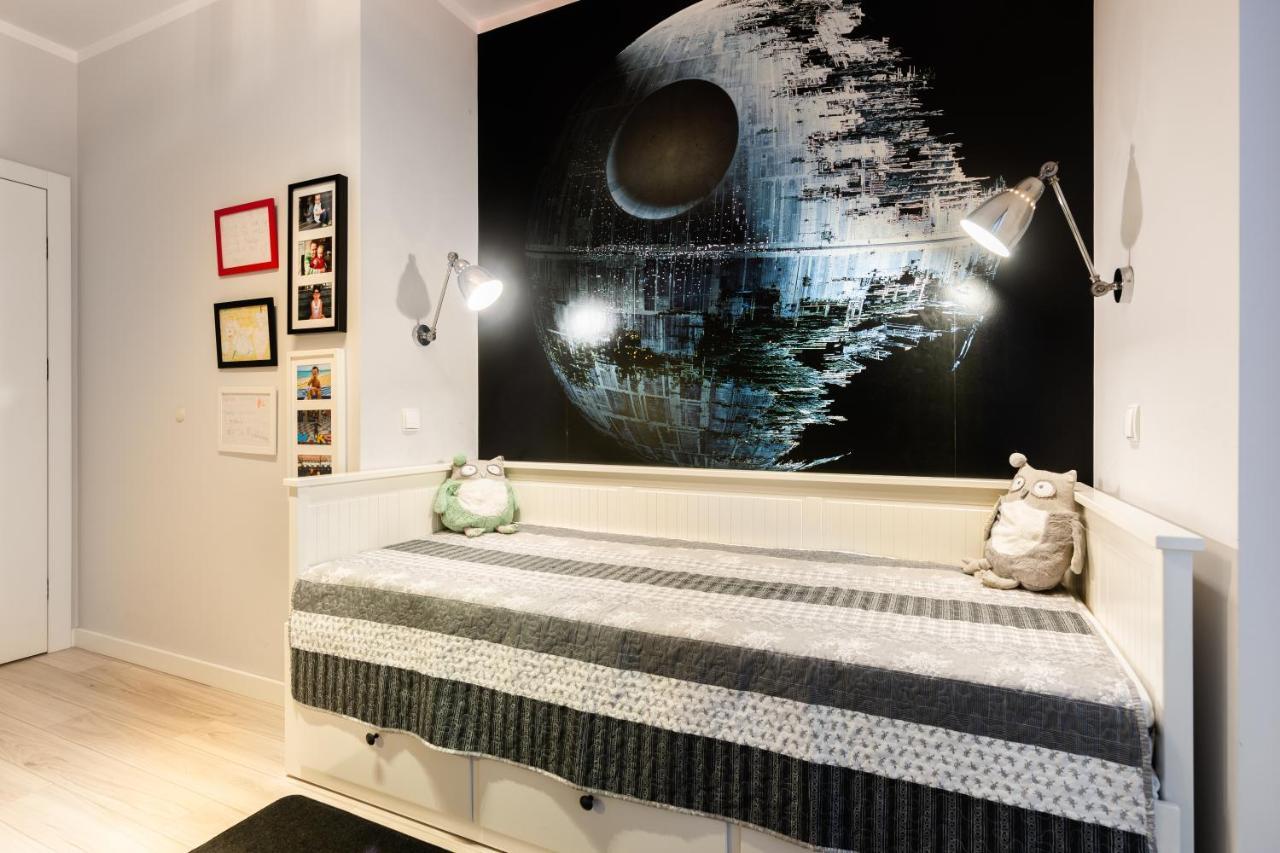 Elegant Business Accommodation With Parking - By Upstairs Cracovia Exterior foto